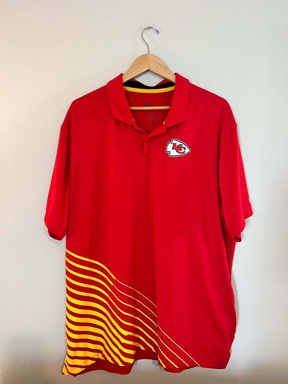 Nike Dri Fit, NFL Kansas City Chiefs Polo Short Sleeve, Red Men's, XXL, Game Day